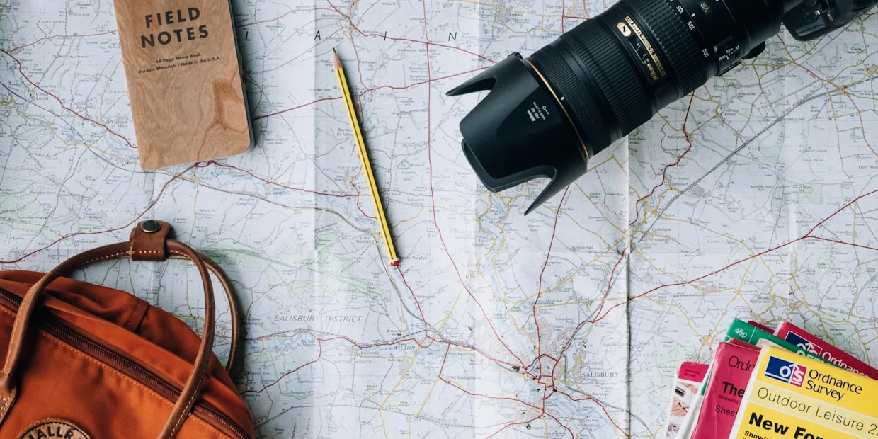Como personas mayores de 45 generan ingresos extra recomendando seguros de viaje
